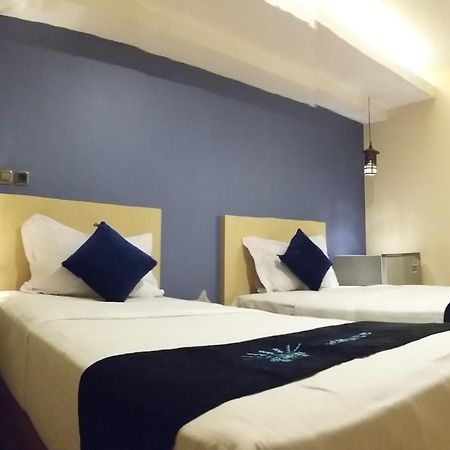 Jakarta Madrix Exterior foto